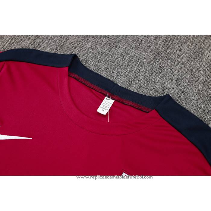 Fato de Treino
 Inglaterra 2024-2025 Manga Curta
 Vermelho
 - Calcas Curta
